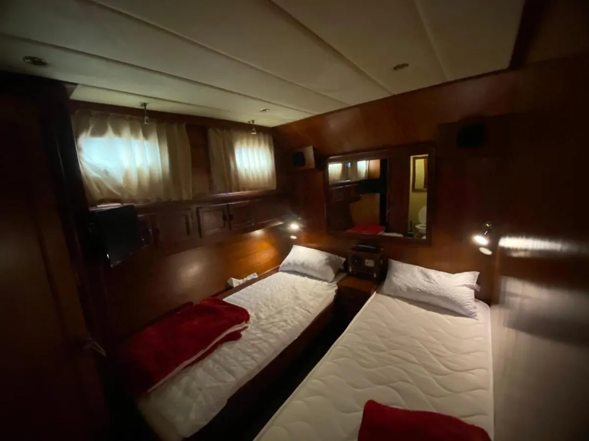 Delphin 4 Odysea It Hotel Sanremo 0*,  Italy